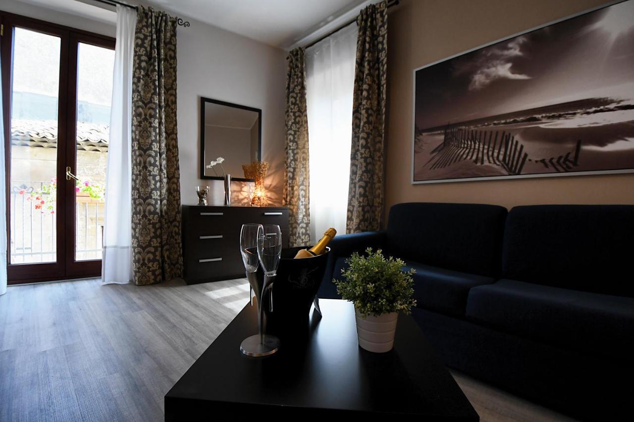 بياتْسا أرمارِنا B&B Borgo Antico المظهر الخارجي الصورة
