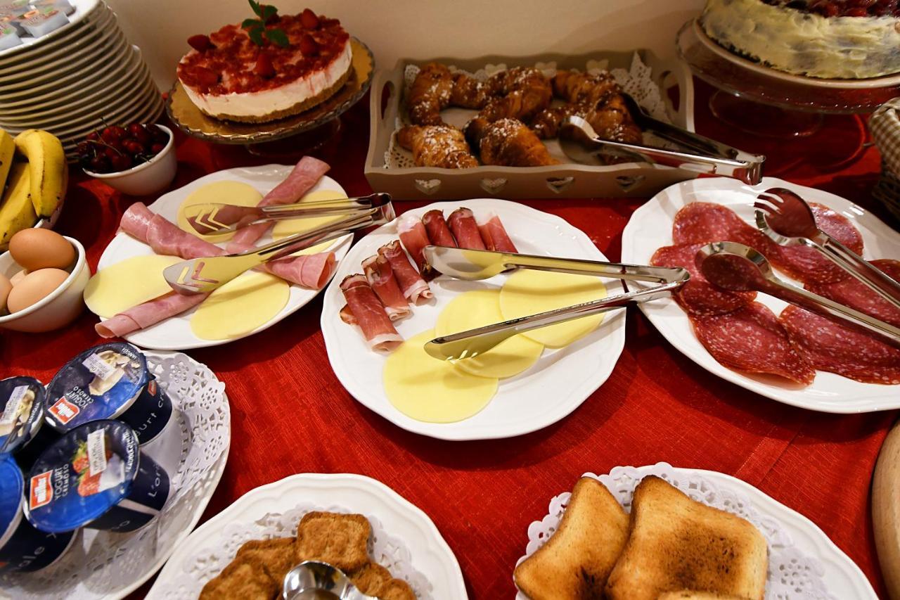بياتْسا أرمارِنا B&B Borgo Antico المظهر الخارجي الصورة
